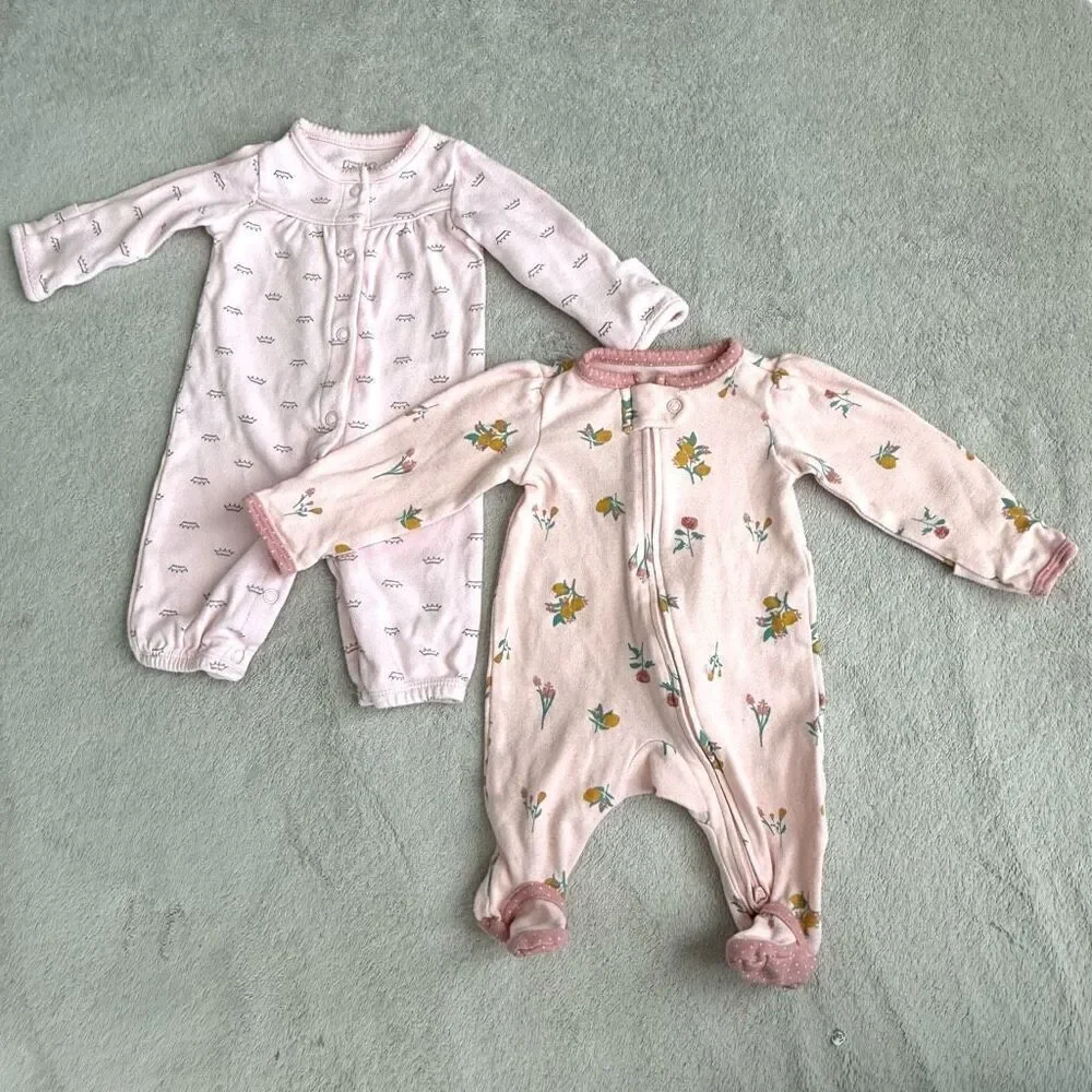 Carter’s Newborn Long sleeved Pajamas Bundle